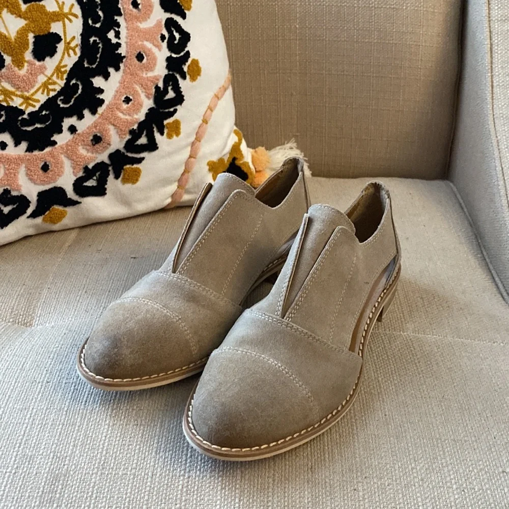 Anthropologie Klub Nico Suede Cut-Out Slides size 6 - Picture 2 of 6